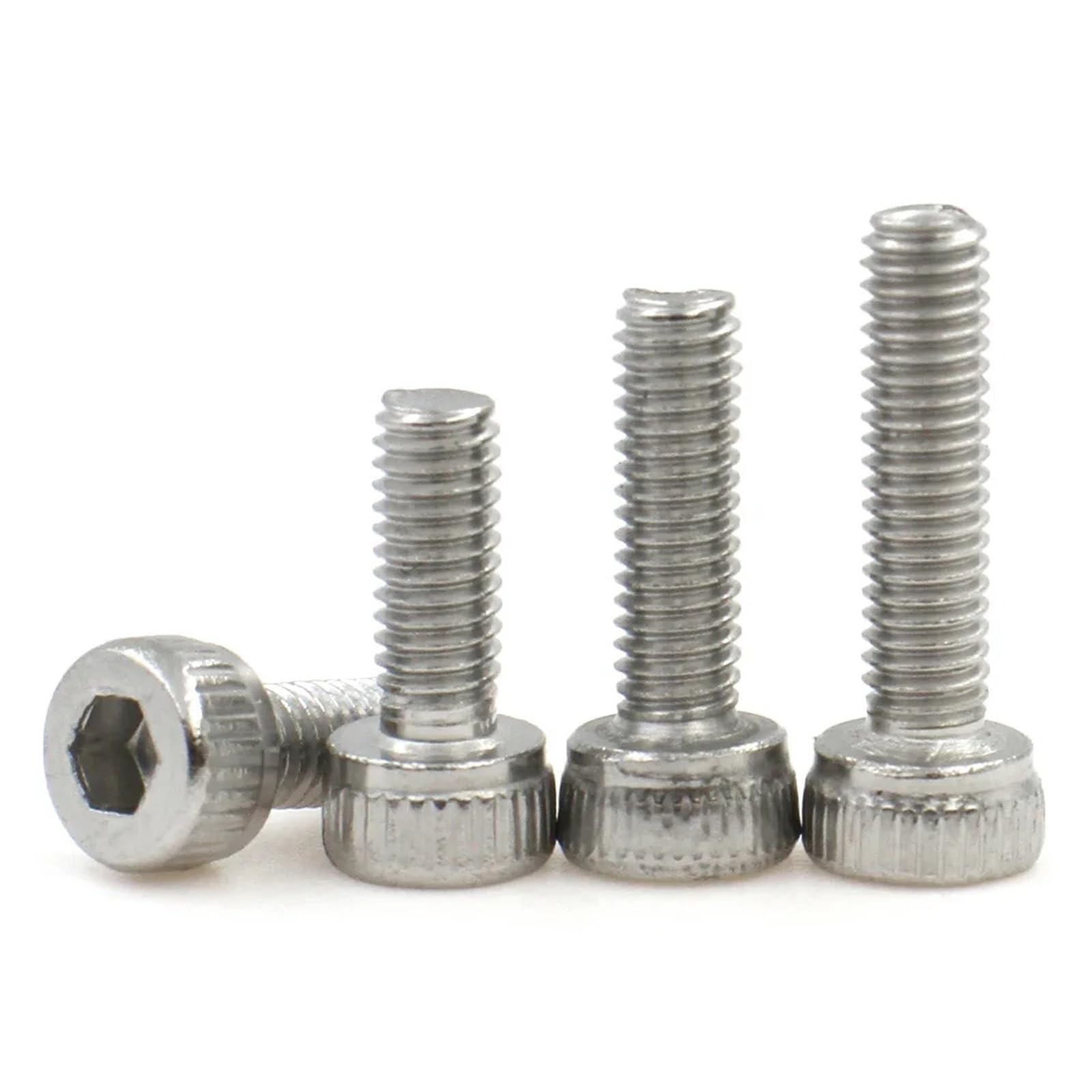 Vis tête cylindrique hexagonale inox empêchant la rouille pour vos montages de précision M1.6