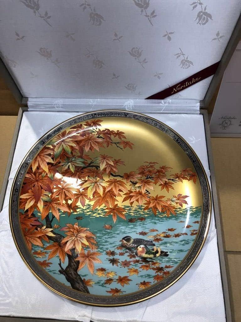 未使用/特価❕ノリタケ/スタジオコレクション/秋＊紅葉/絵皿/１点　　飾り皿 ノリタケ/スタジオコレクション/紅葉/絵皿/飾皿/1点 約27cm×高さ/2.6