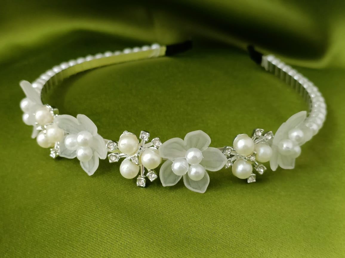 Pearl Headbands for Girls – Elegant Floral Hair Bands with Pearls & Crystals for Christmas, New Year, Parties & Weddings 3