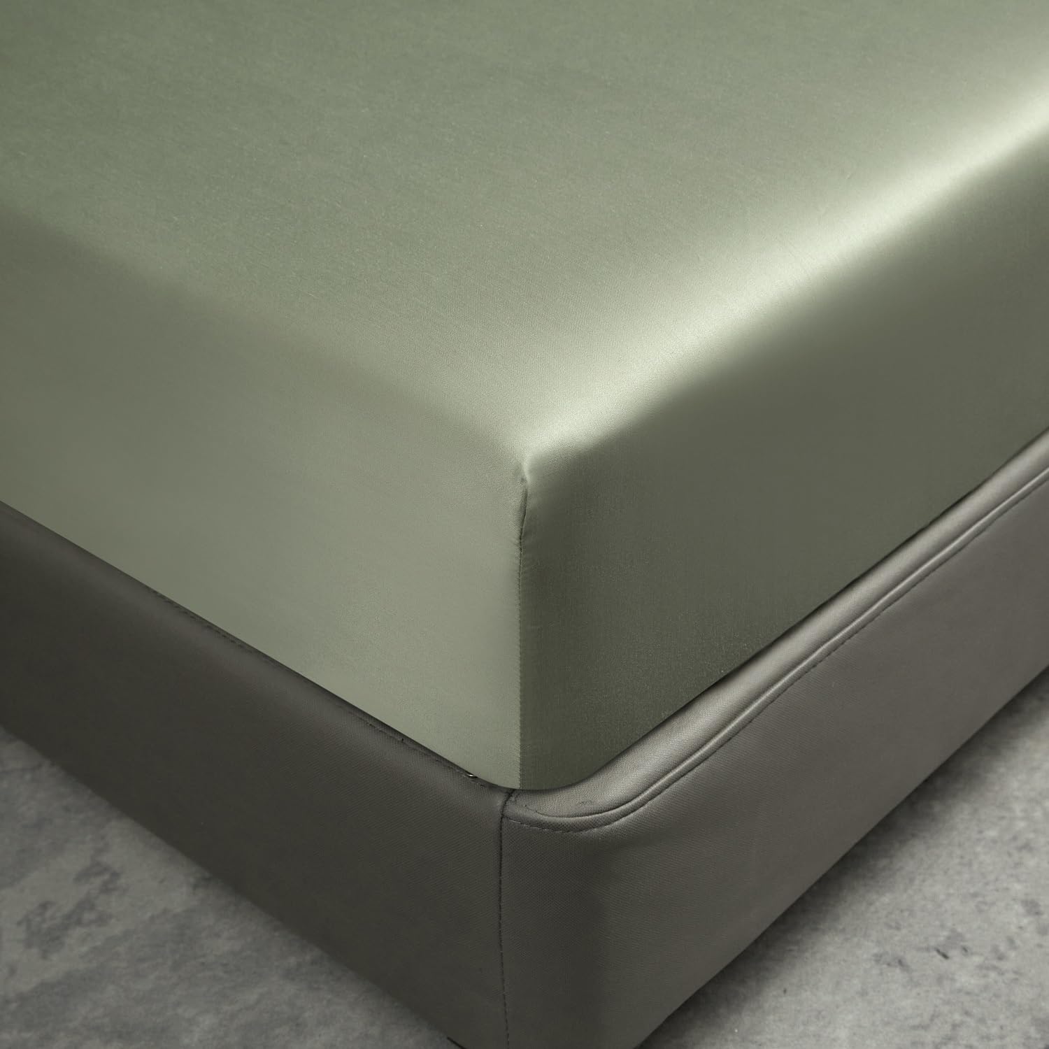 Luofanfei Sábana bajera ajustable de bambú, 160 x 200 cm, color verde | Sábana bajera para cama con somier, de fibra de bambú, brillante, para colchones altos de hasta 25-30 cm