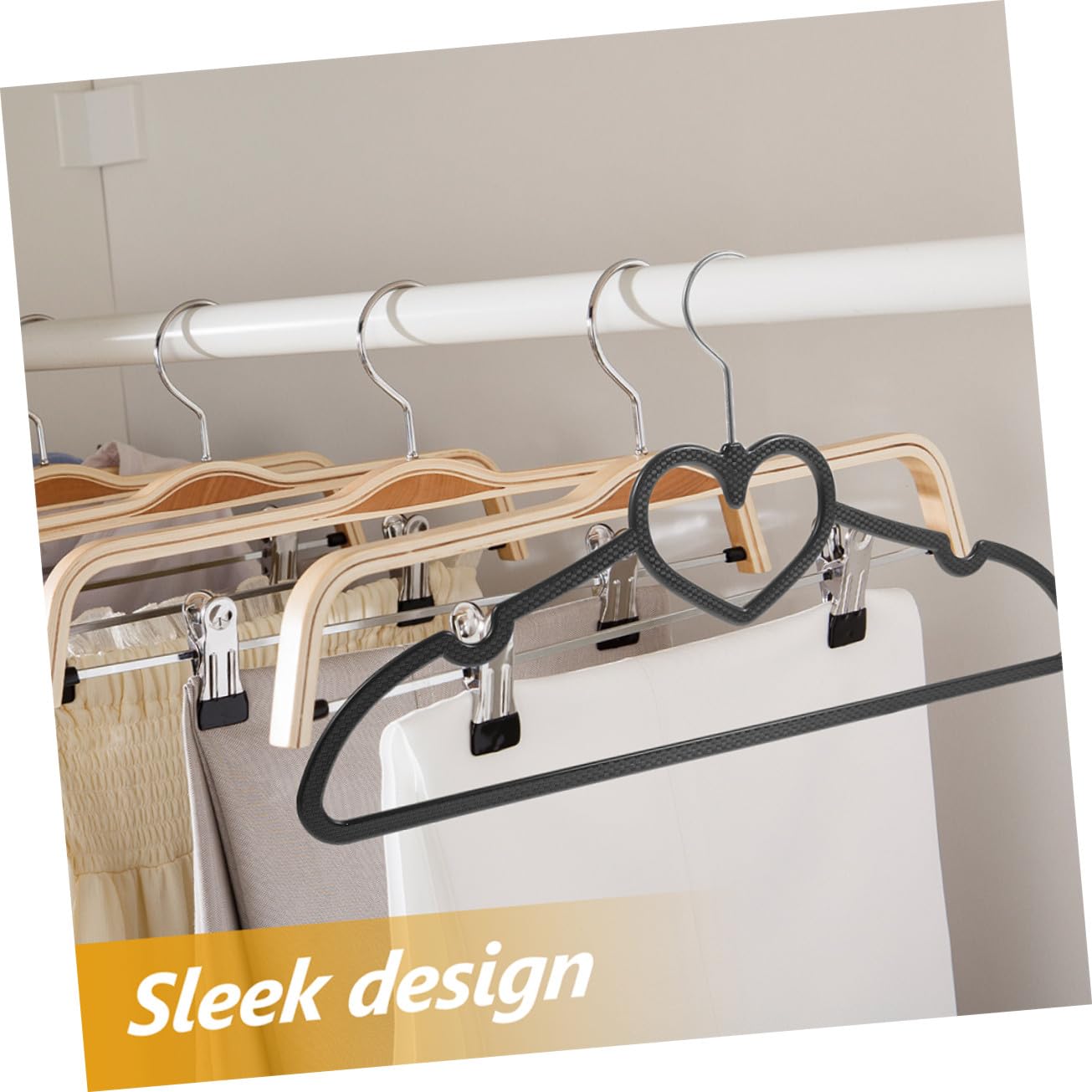 Grucce a Cuore Nere in Plastica 20 Pezzi Antiscivolo | Riutilizzabili, Design Moderno e Sottile, Formato 40x23x0, 6 per Ordine Pratico