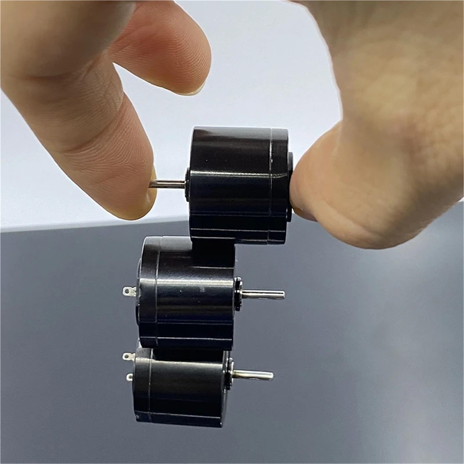 Grande motore senza nucleo da 20 mm * 16 DC12V 10800 giri/min ad alta velocità, silenzioso, doppio cuscinetto a sfere, basso rumore, forte magnetismo per generatore fai da te