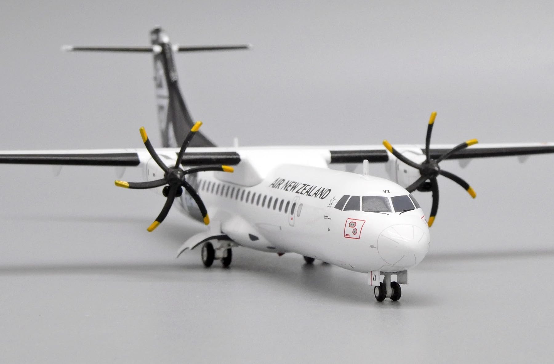 Amazon | JC Wings 1:200 XX20072 Air New Zealand ニュージーランド