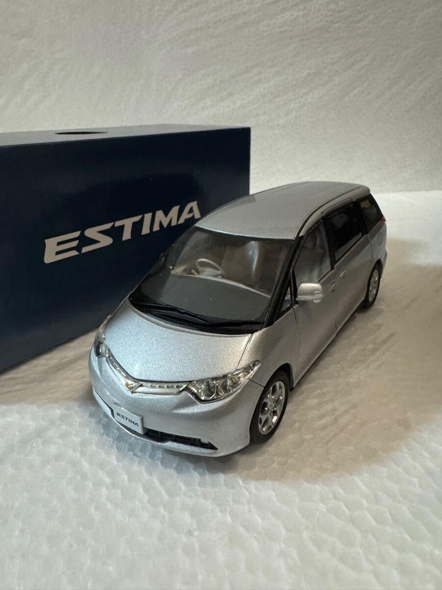 1/30 トヨタ エスティマ ハイブリッド 非売品 カラーサンプル ミニカー