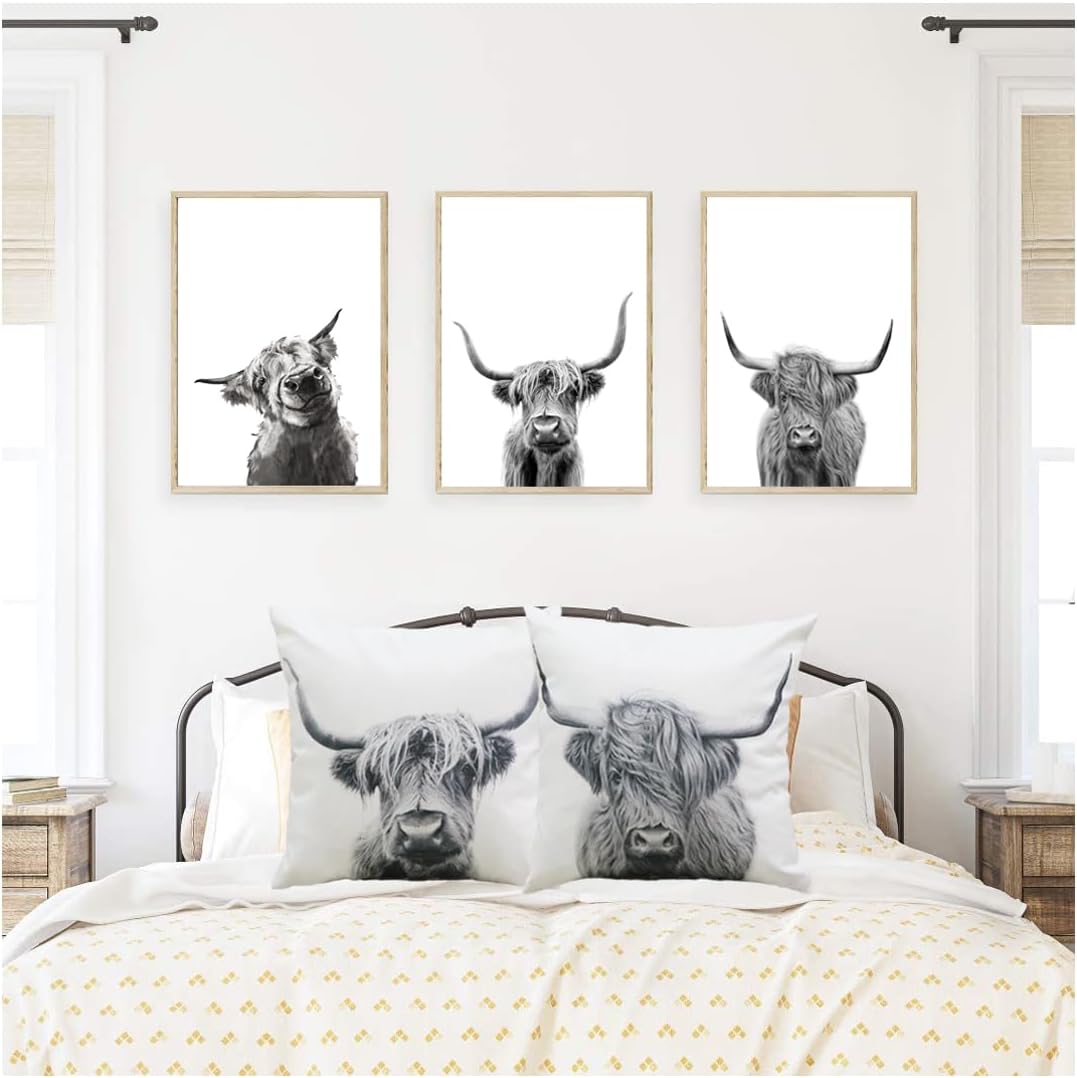 Vintage Highland Cow Pillow Covers Western Animal Farmhouse Throw Pillow Covers Decorative Square Pillow Case Country Pillowcase Cotton Linen Cushion Cover for Couch Sofa Bed 18x18 Set of 4