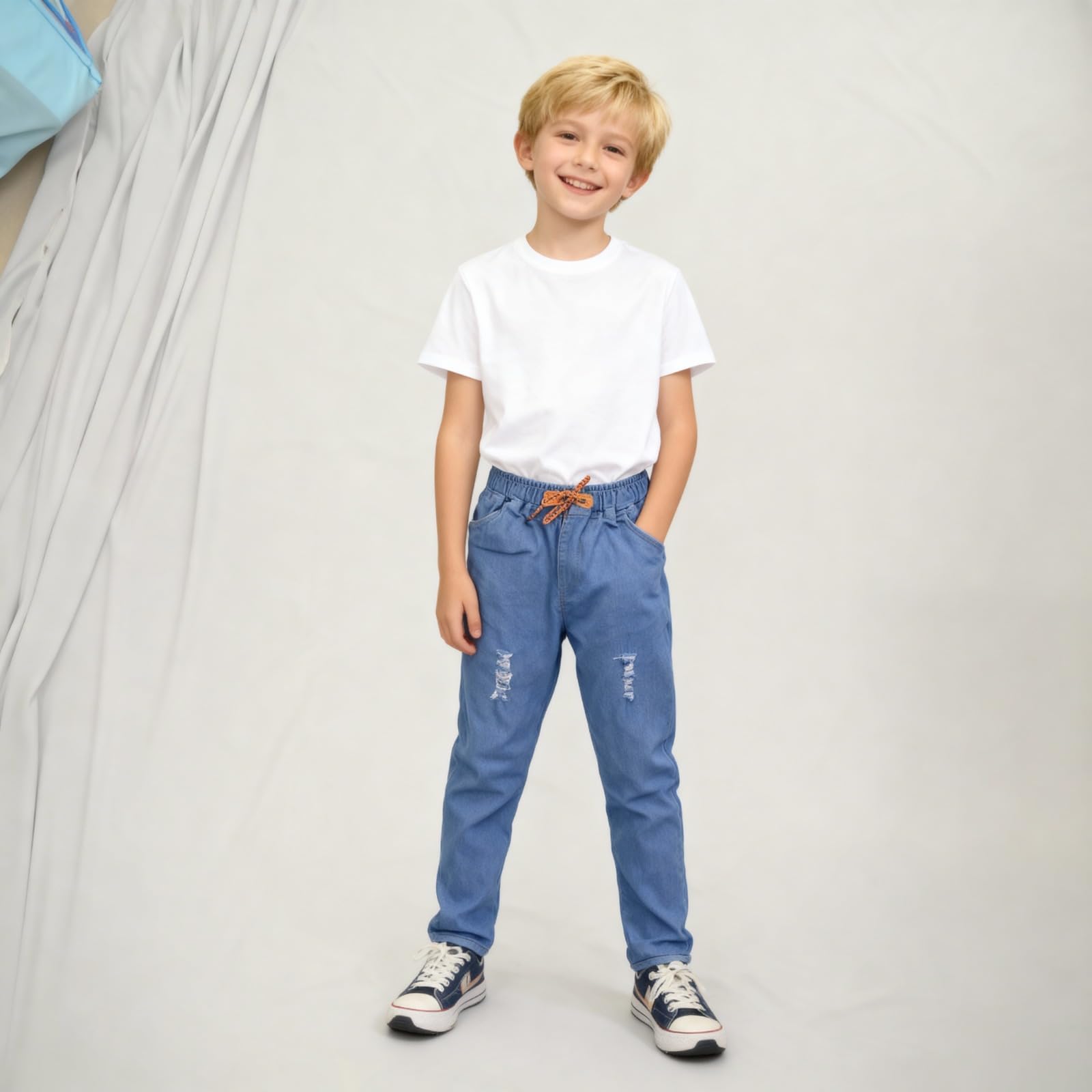 A.T.U.N. (All Things UBER Nice) Jeans ajustados para niño
