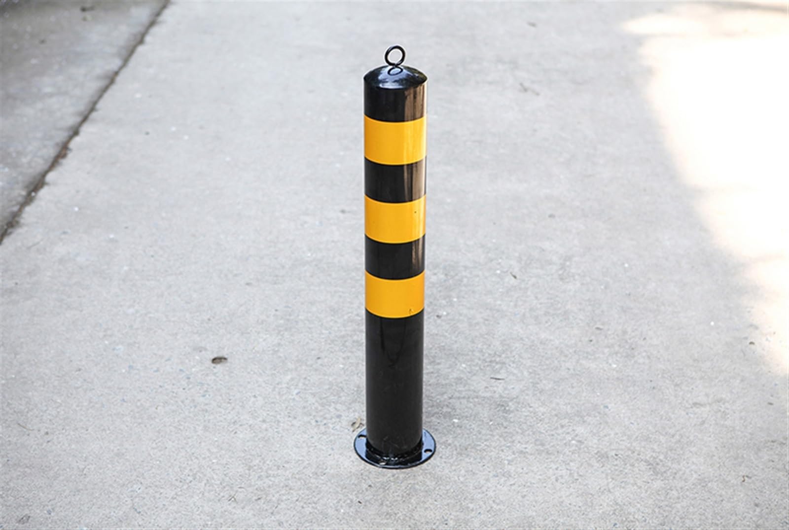 Conos de Seguridad Ajustables y Postes delimitadores de tráfico - Bolardos permanentes con Base y Cerradura para Obras de construcción, barreras de Acceso y estacionamien