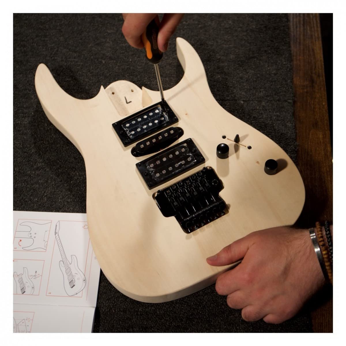 Guitarworks - Kit Guitare Électrique à Monter Soi-Même - Guitare à Pan Coupé Profond à Assembler