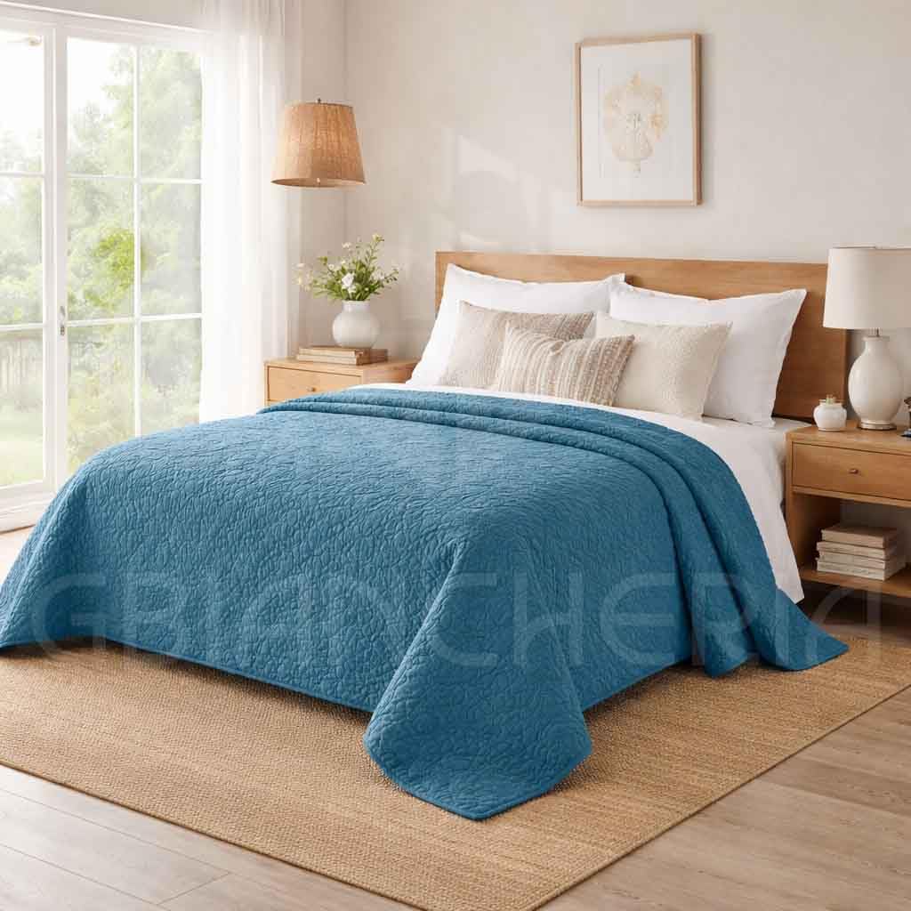 GBiancheria Copriletto Matrimoniale Trapuntato Mezza Stagione Frisè Effetto Stropicciato – Trapuntino Primaverile Autunnale 250x250 cm – Imbottitura 100 gr/mq – Tinta Unita (Azzurro)