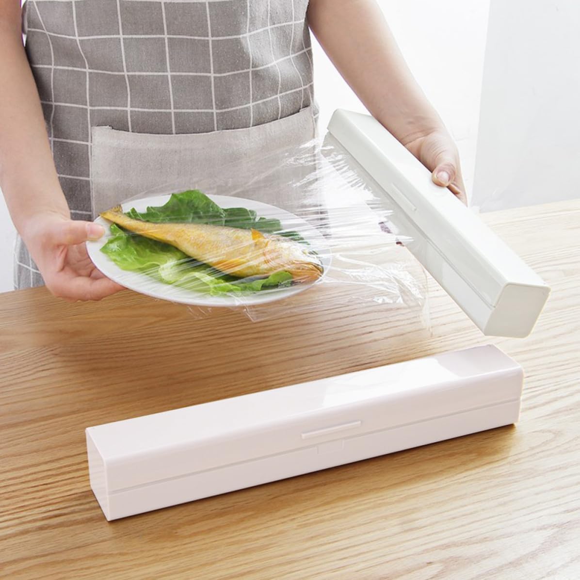 Magnetic Plastic Wrap Dispenser Cutting Box for Home Kitchen