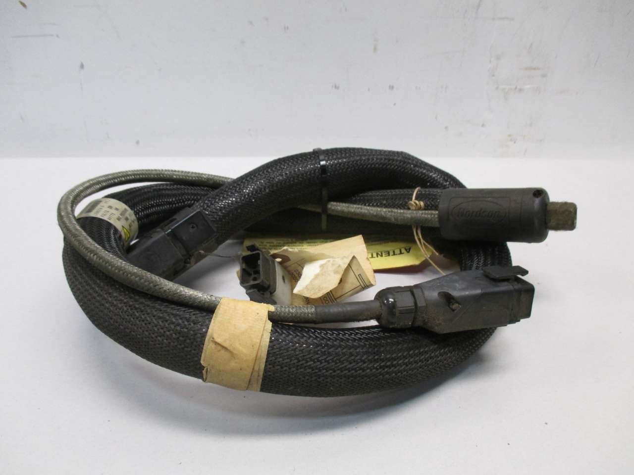 NEW NORDSON 274791C 4-FT HOT MELT ADHESIVE HOSE 100W 1500 PSI 230V-AC D432743