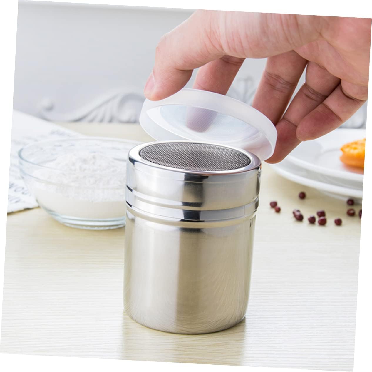 BESTYASH 3PCS Stainless Steel Seasoning Shaker Set Fine Mesh Cooking Shaker for Sugar Pepper and Cocoa Random Color Lid for Baking and Cooking