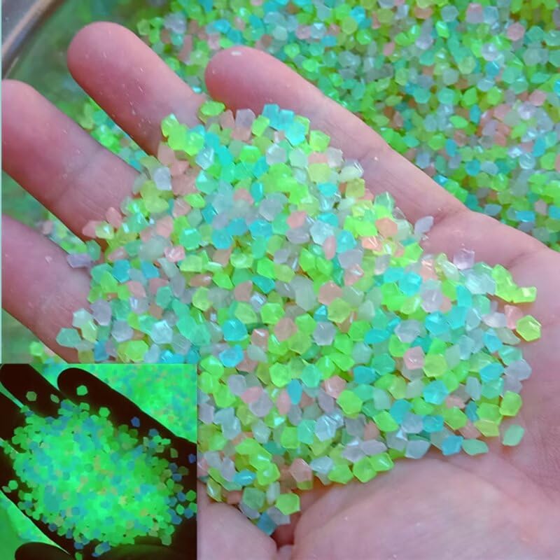 KARLOR 6000 piezas de arena colorida, grava pequeña luminosa, arena luminosa colorida, piedras noctilucentes, piedras fluorescentes para jardinería de acuarios, piedras decorativas, Aquascape 3-5