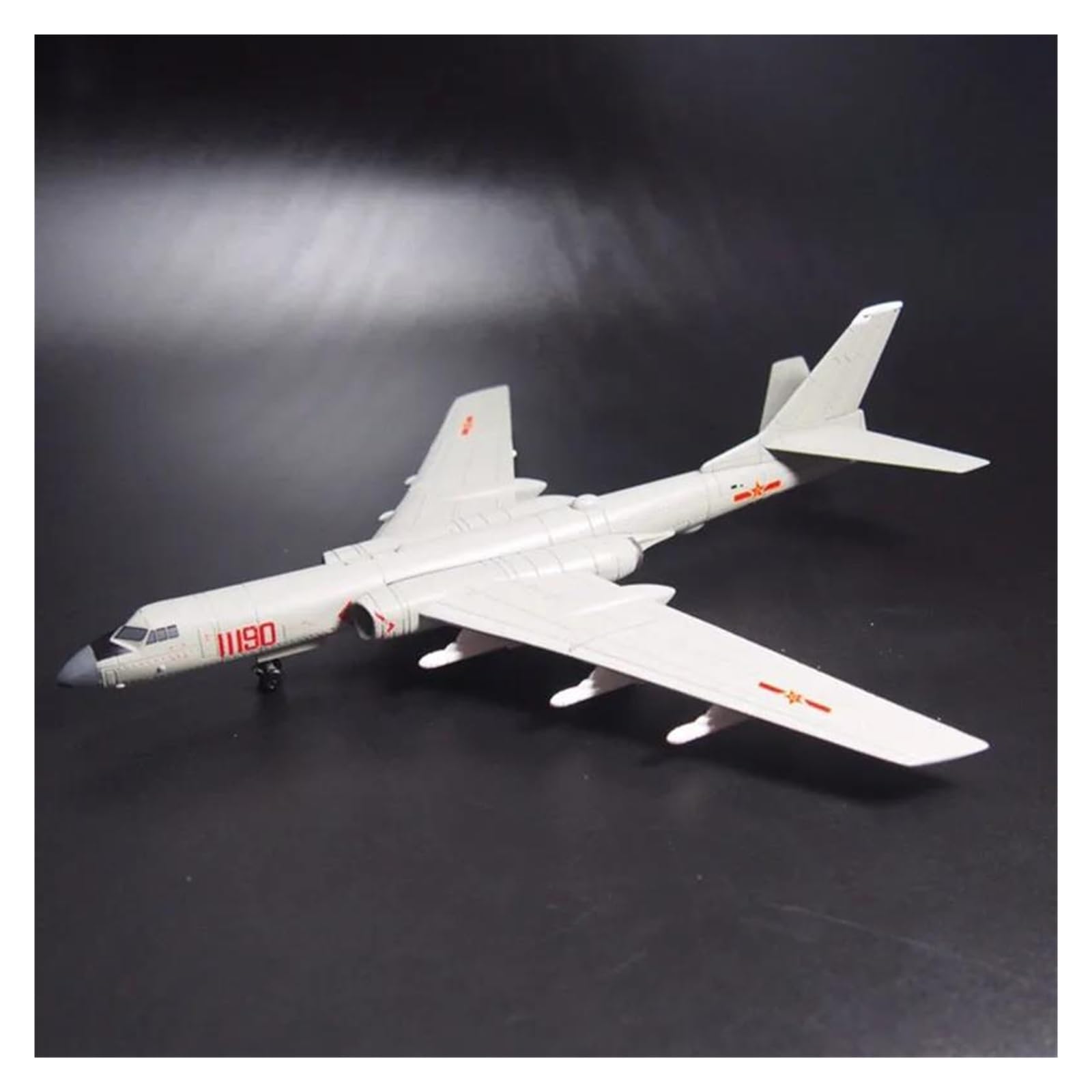 Modello Irplane Aereo Giocattolo Modello di Aereo 25 cm Scala 1:144 Bomba 6K Bombardiere Strategico Modello di Aereo in Lega Decorazione Finita Display