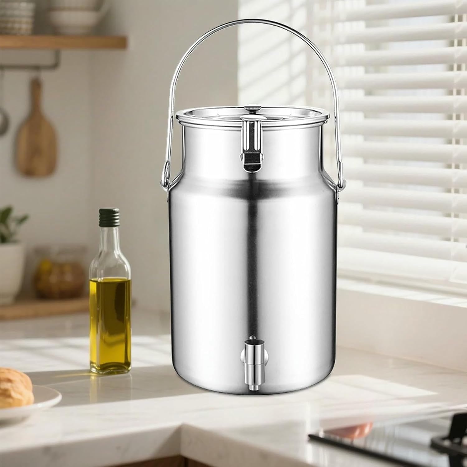 Heavy Duty Milk Transport Bucket with Faucet 304 Stainless Steel Handled Pail Bucket Milk Churn Pot for Milk and Wine Liquid Storag