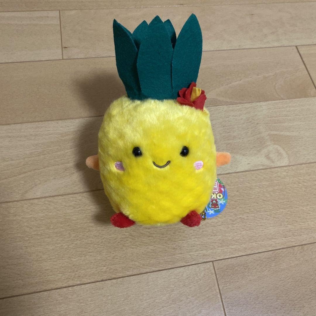 キュートなパインちゃん。 沖縄 お土産 パイン ぬいぐるみ 雑貨 人形 キュート販売 CUTE