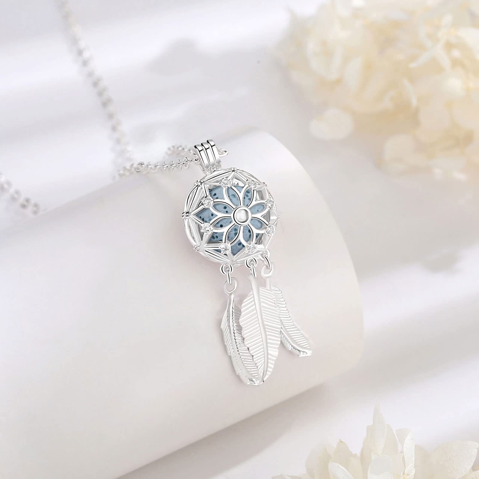 EUDORA Harmony Ball Collana Aromaterapia Ciondolo con Oli Essenziali per Donna, Collana con Diffusore Regalo di Gioielli per Ragazze con 7 Pezzi di Pietra Lavica, 24 Pollici