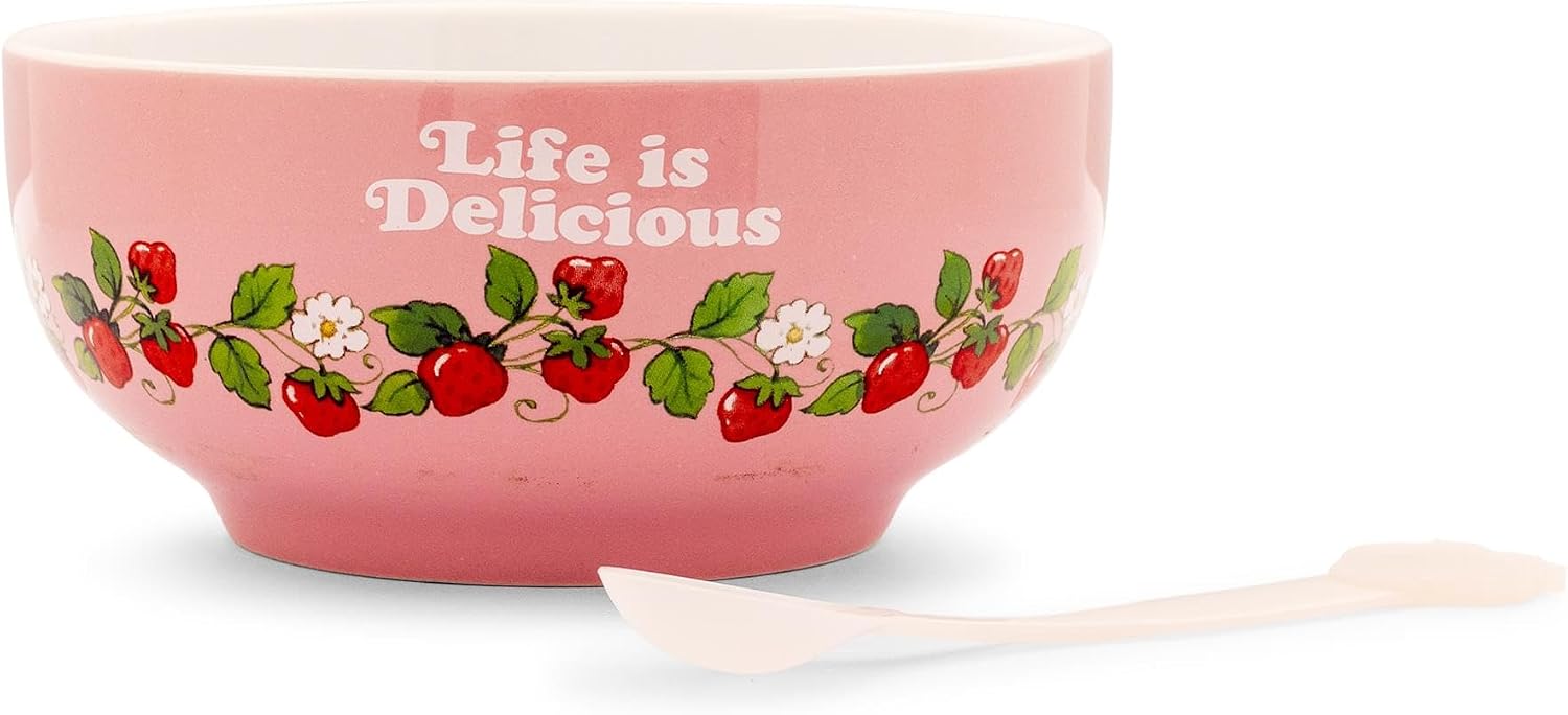 Silver Buffalo Strawberry Shortcake Ceramic Bowl With Color-Changing Spoon | Holds 27 Ounces