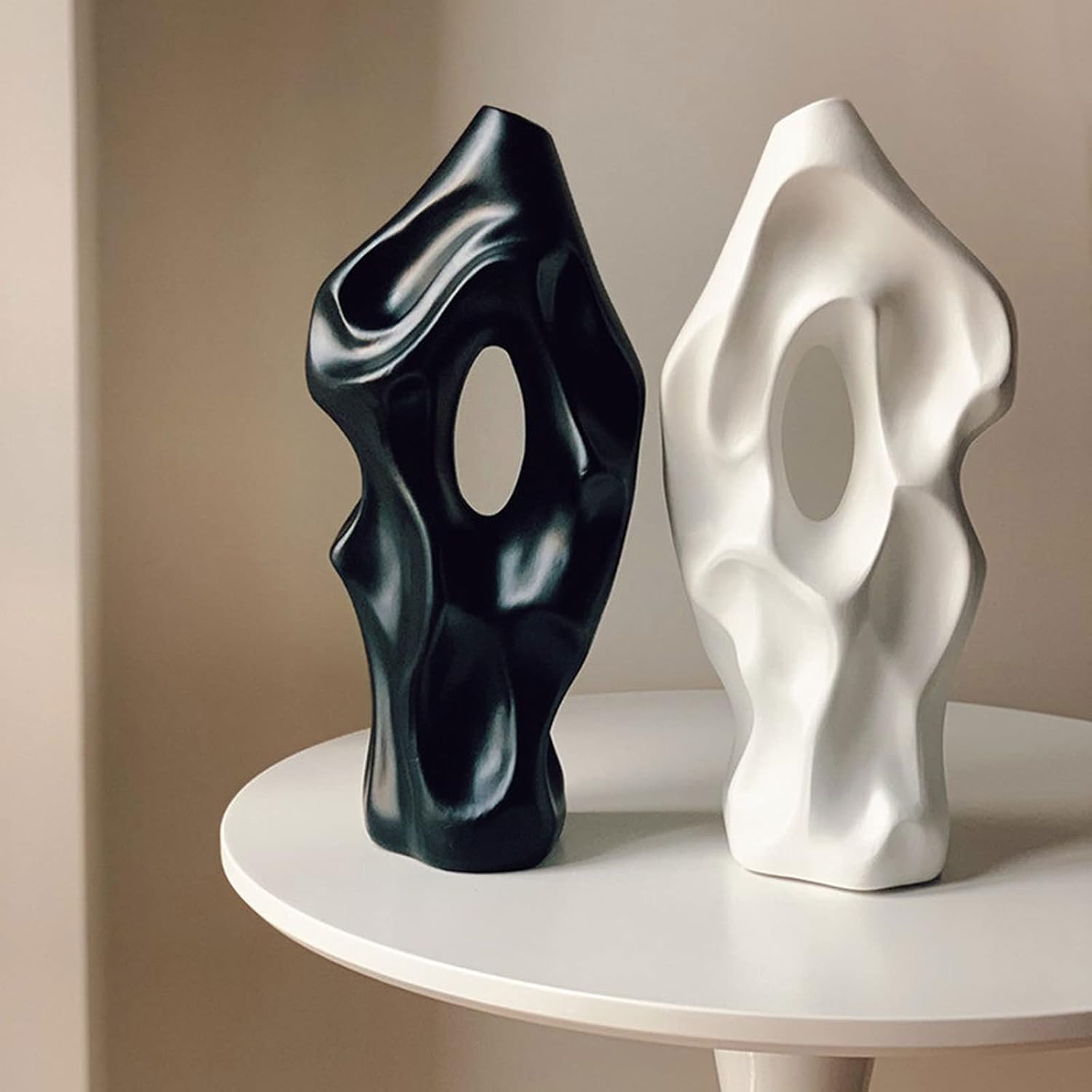 黒田光楽窯　「黒田光楽（耕三朗）」作　萬古焼花入（約高２６㌢、口４㌢、胴７㌢） 黒田光楽窯 「黒田光楽（耕三朗）」作 萬古焼花入（約高26㌢、口4