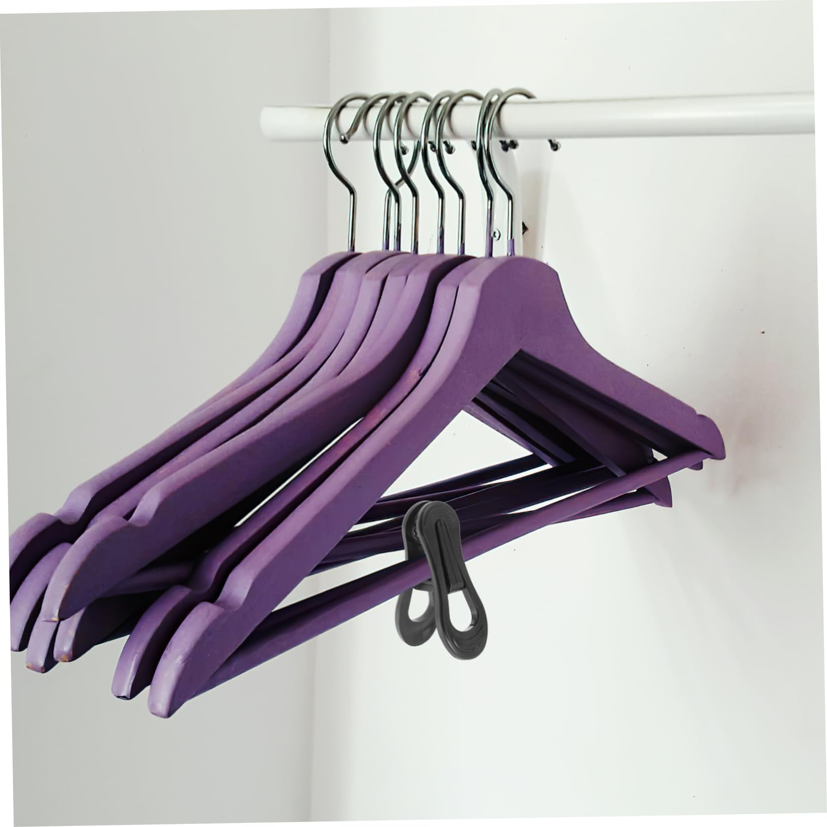 50 Pinzas de Plástico Negro para Perchas Clip para Organizar Ropa y Pantalones Sujeción Fuerte para Armario y Secado al Aire Libre