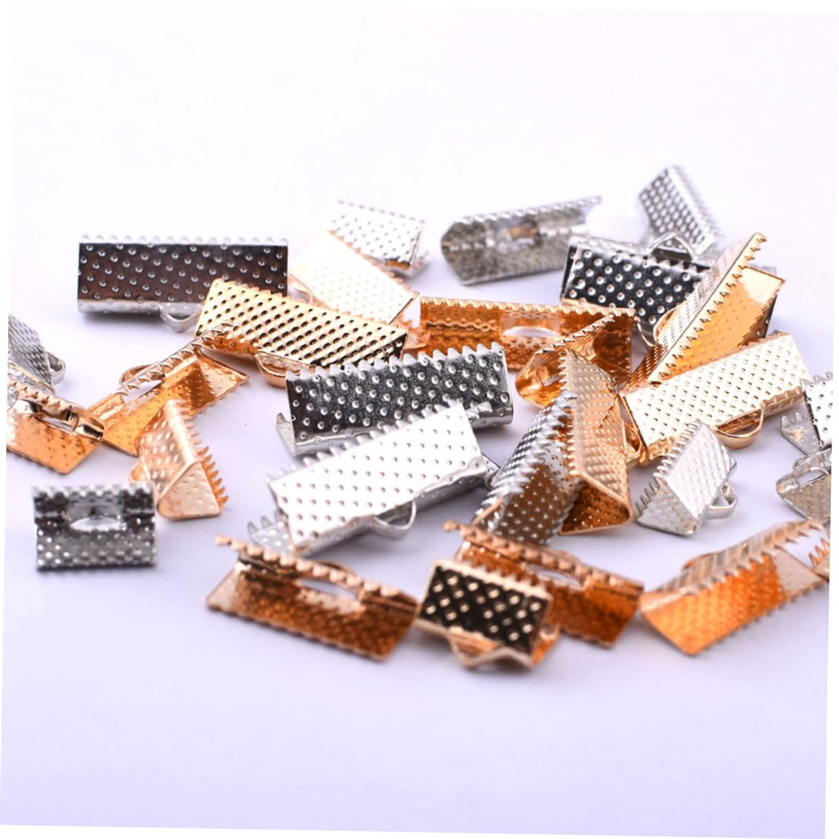 Lurrose 1113stücke Teiliges Diy Schmuckset Mit Goldenen Halsketten-clips Schmuckwerkzeug Und Zubehör Für Kreative Damen Und Mädchen Für Individuelle Schmuckherstellung