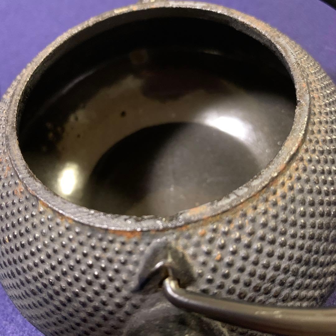 Amazon.co.jp: 南部鉄器 急須鉄瓶 南部菊泉堂謹製 インテリア 工芸品