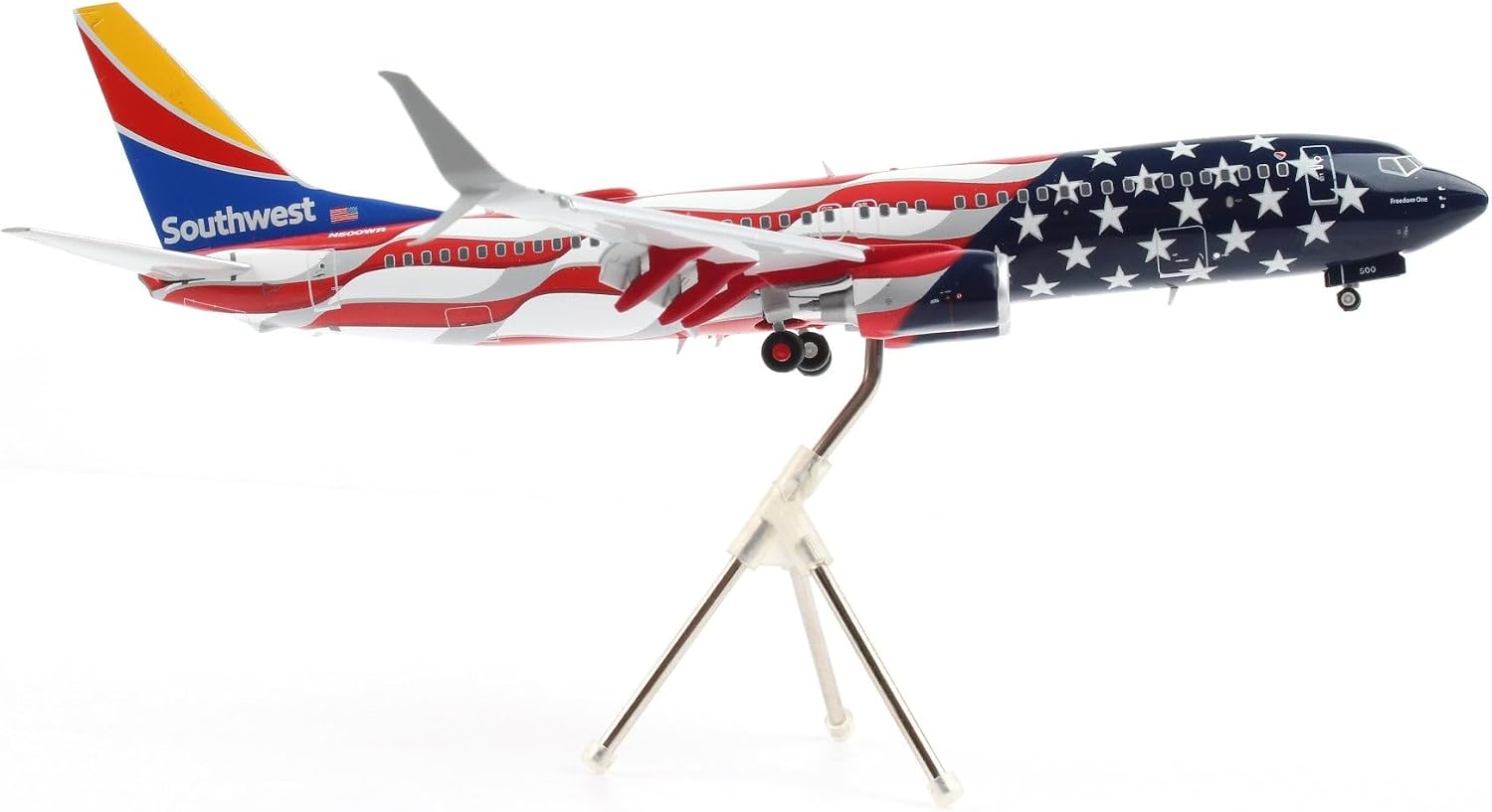 GeminiJets G2SWA1042F Southwest Airlines Boeing 737-800 Freedom One N500WR Flaps Down; Scale 1:200