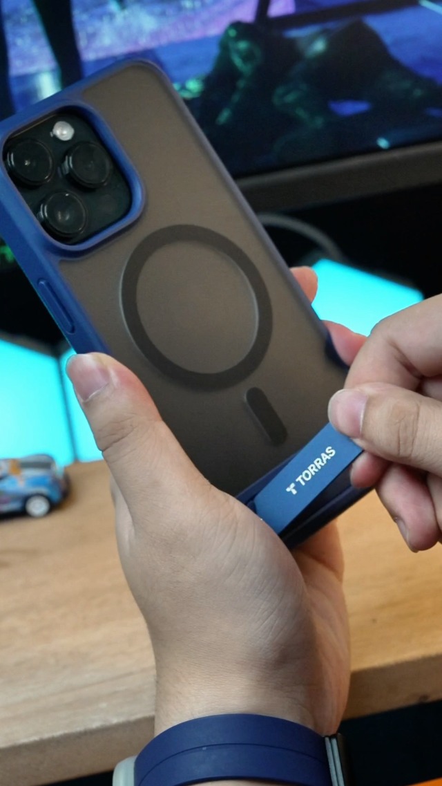 Amazon.com: TORRAS for iPhone 15 Pro Max Case Translucent Blue