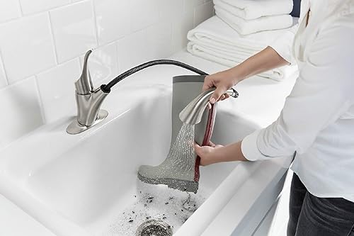 Miniatura 7 de KOHLER K-22035-VS Simplice - Grifo para fregadero de lavandería, mango extraíble, cabezal rociador de 2 funciones, instalación de 3 agujeros, grifo