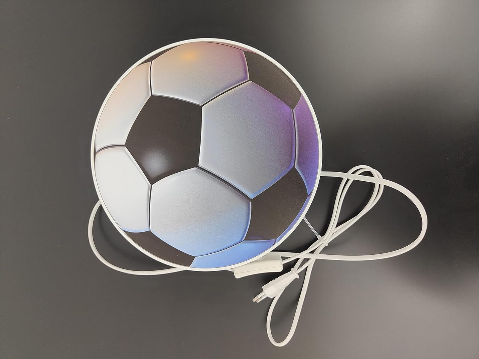 meineWunschleuchte Kinderzimmer Wandlampe mit Schalter & Stecker Ø 25cm, Fußballmotiv aus Kunststoff mit Kabel & E14 LED, Kinder Wand Nachttischlampe