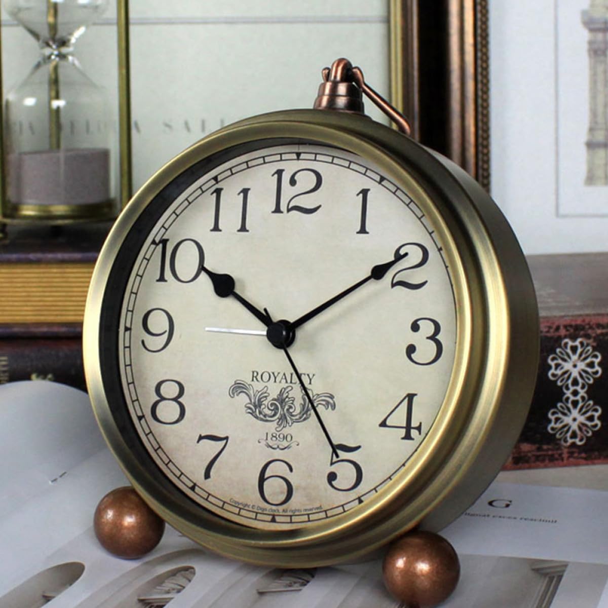 Vintage Retro Tischwecker im Amerikanischen Stil aus Metall und Glas mit Alarmfunktion und Genauer Zeitanzeige ohne Batterie für Zuhause und Büro
