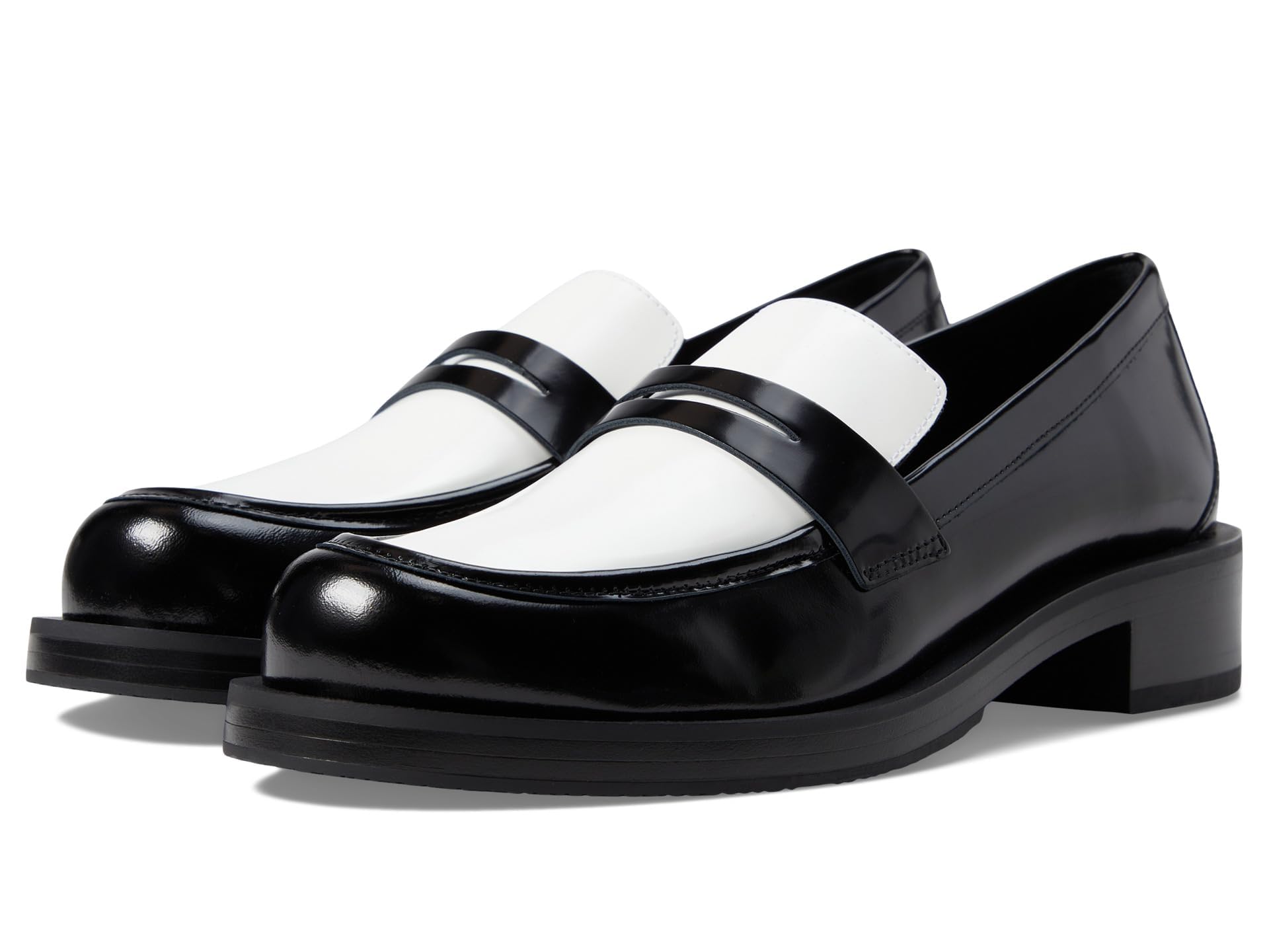 STUART WEITZMANPalmer Bold Loafer