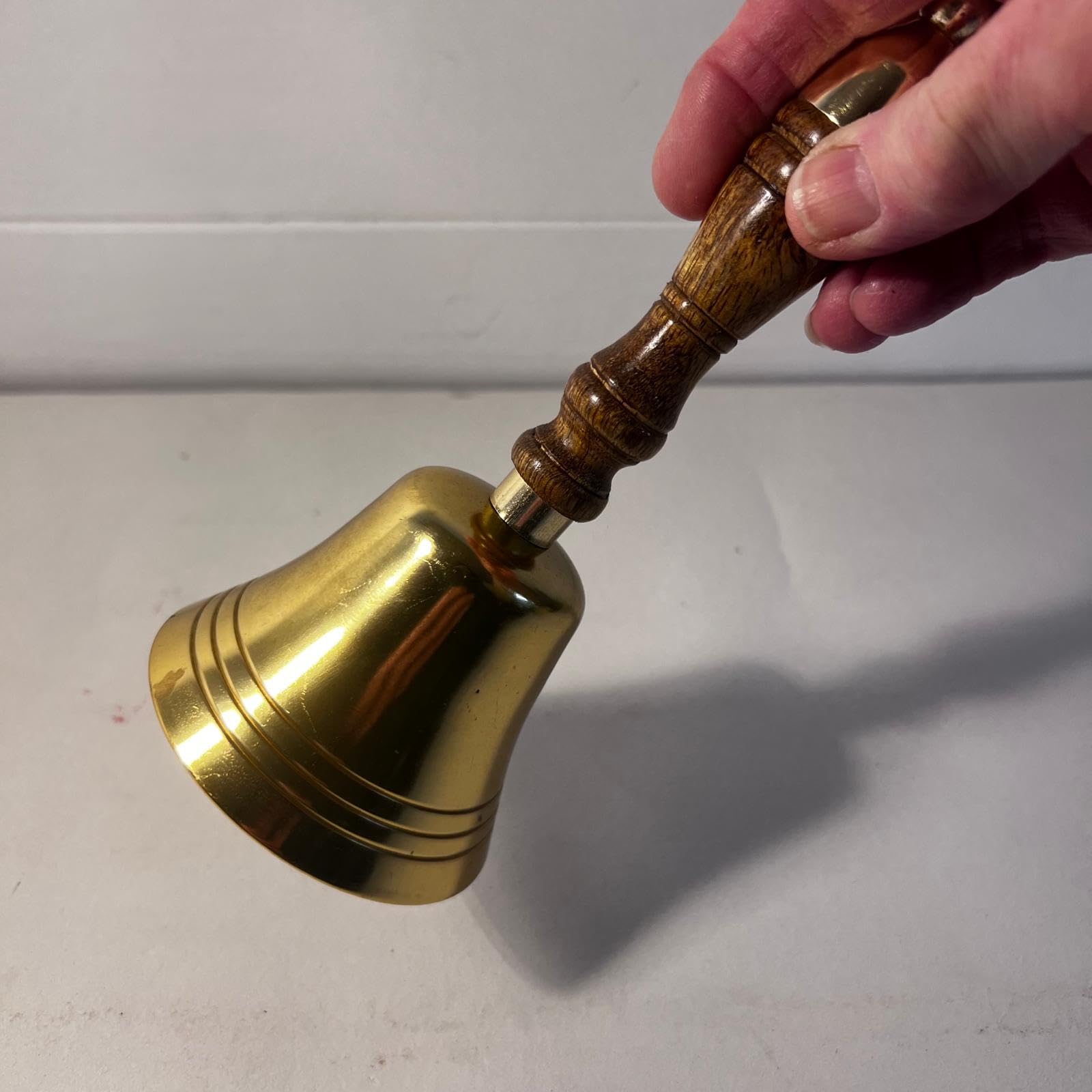Elegant 18cm Aluminium Library Hand Bell with Antique Brass Finish and Wooden Handle