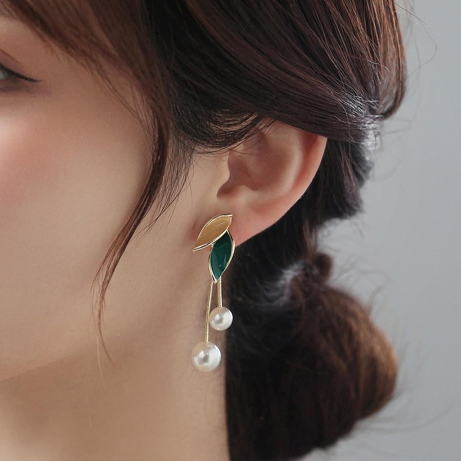 Bohemia Gold Pearl Dangle Earrings Leaf Pearl Tassel Drop Earrings Green Enamel Leaf Stud Earrings Double Leaf Earrings Jewelry for Women - Image 2