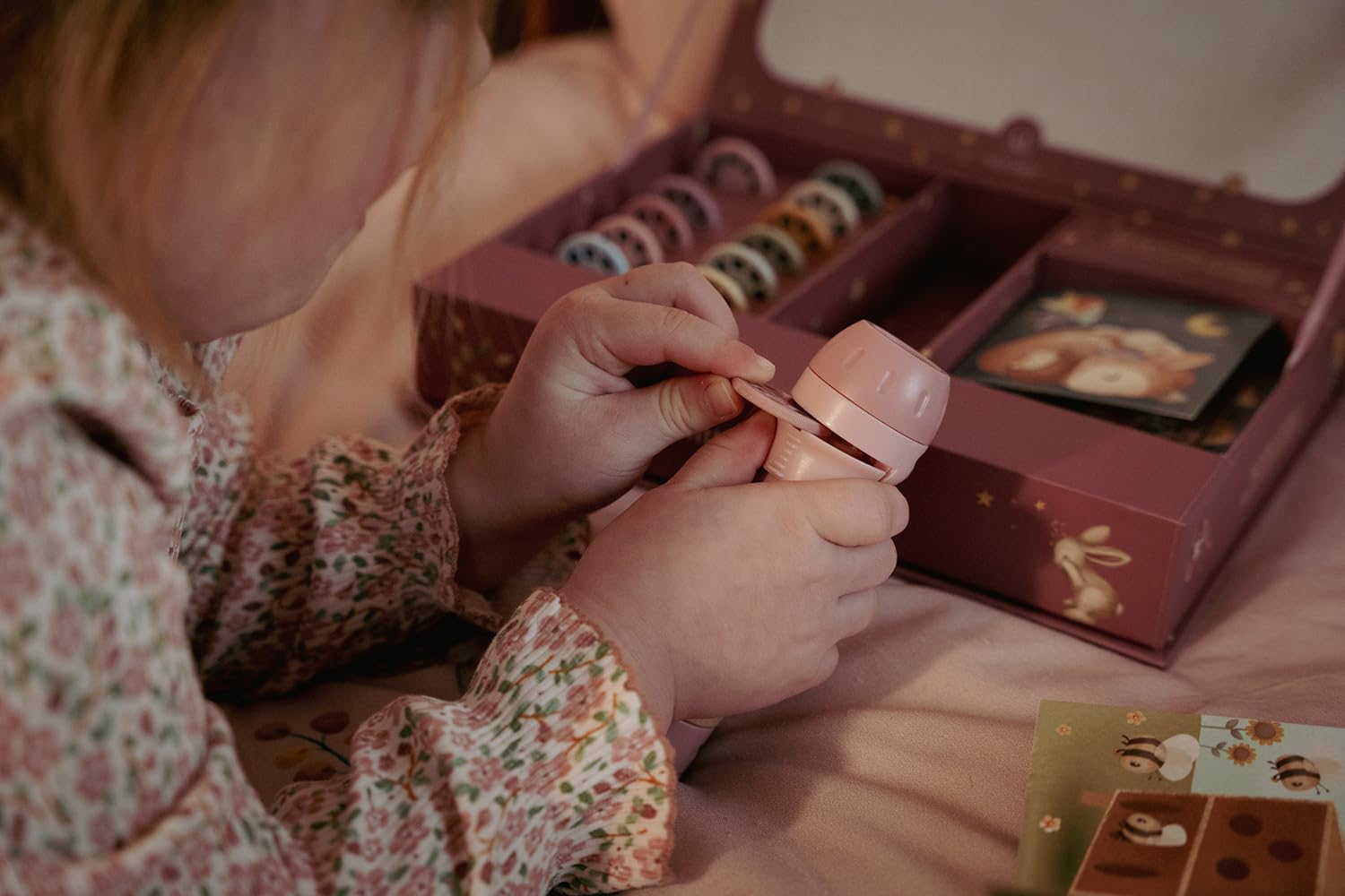 Little Dutch 4780 - Proyector de linterna para niños Cuentos para dormir - Jardín de Hadas