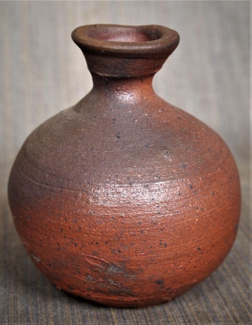 希少作★森岡成好★とくり（南蛮窯変徳利）★共箱★緋色 Amazon.co.jp: 作森岡成好 とくり （南蛮窯変徳利）共箱緋色