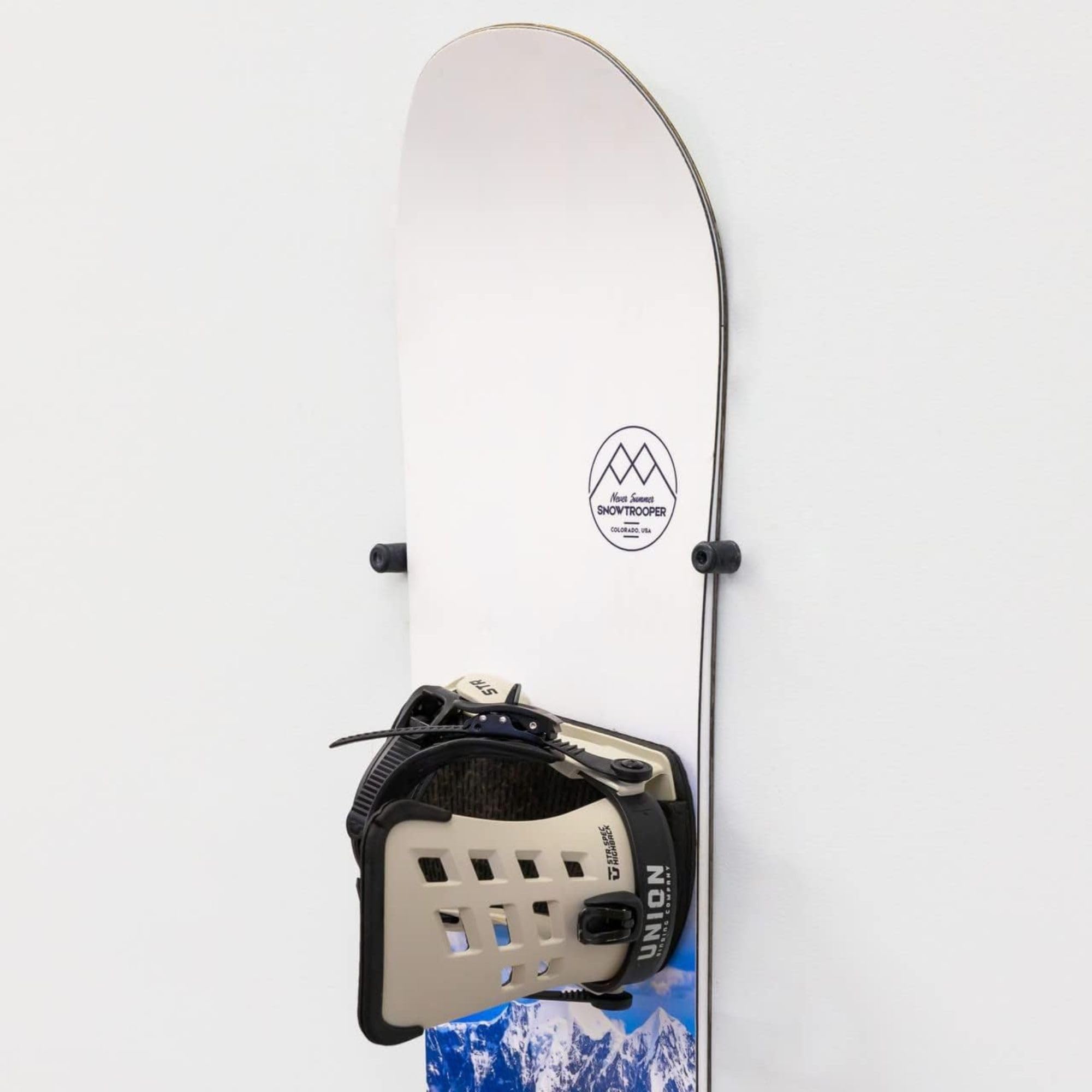 Cinch Minimalist Snowboard Wall Mount, Indoor Display Storage Rack