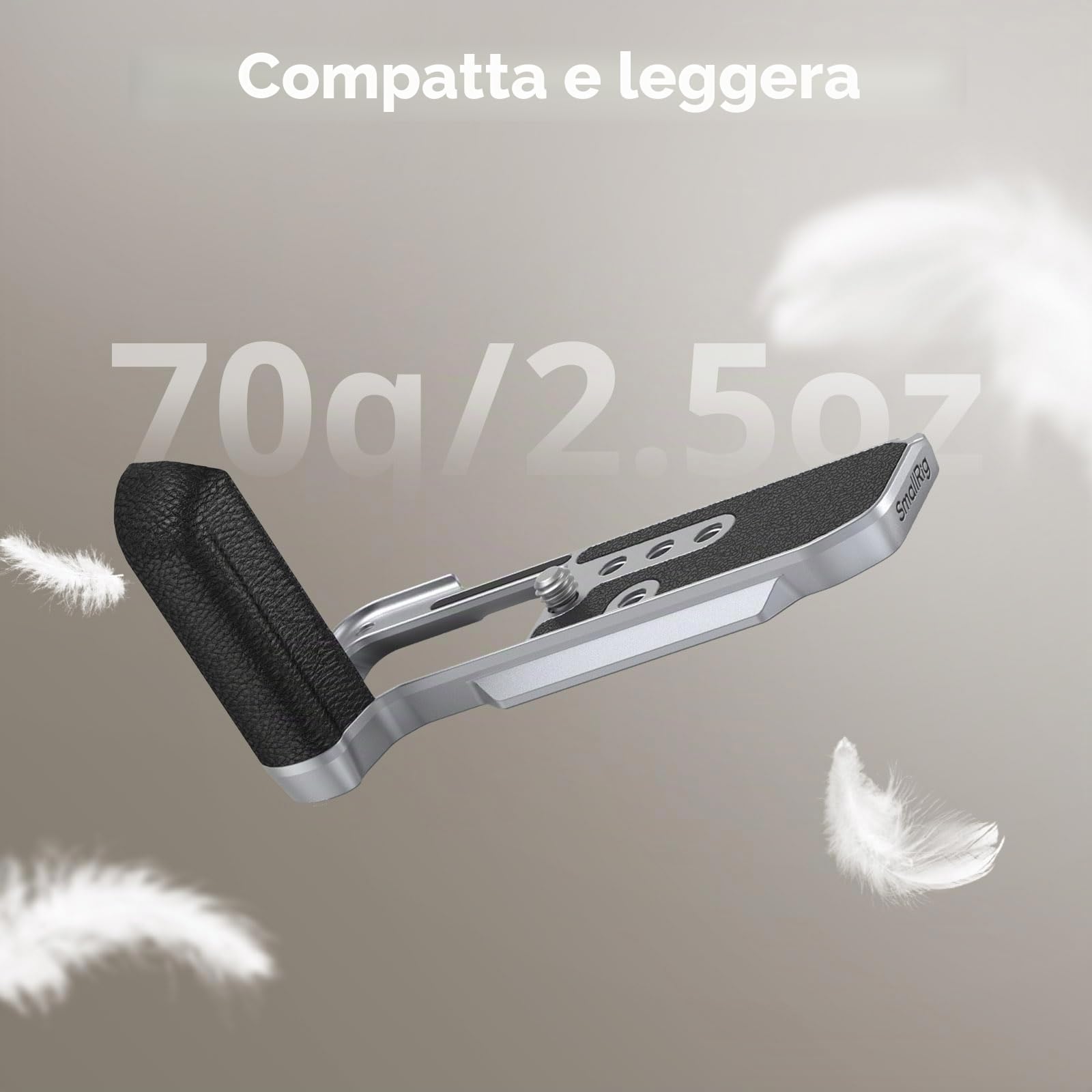 SMALLRIG X-M5 Impugnatura L per FUJIFILM X-M5, Piastra a Sgancio Rapido Integrata per Arca, Maniglia Laterale in Silicone Leggero, Include Parabrezza con Adattatore per Slitta Fredda (Argento) - 4875