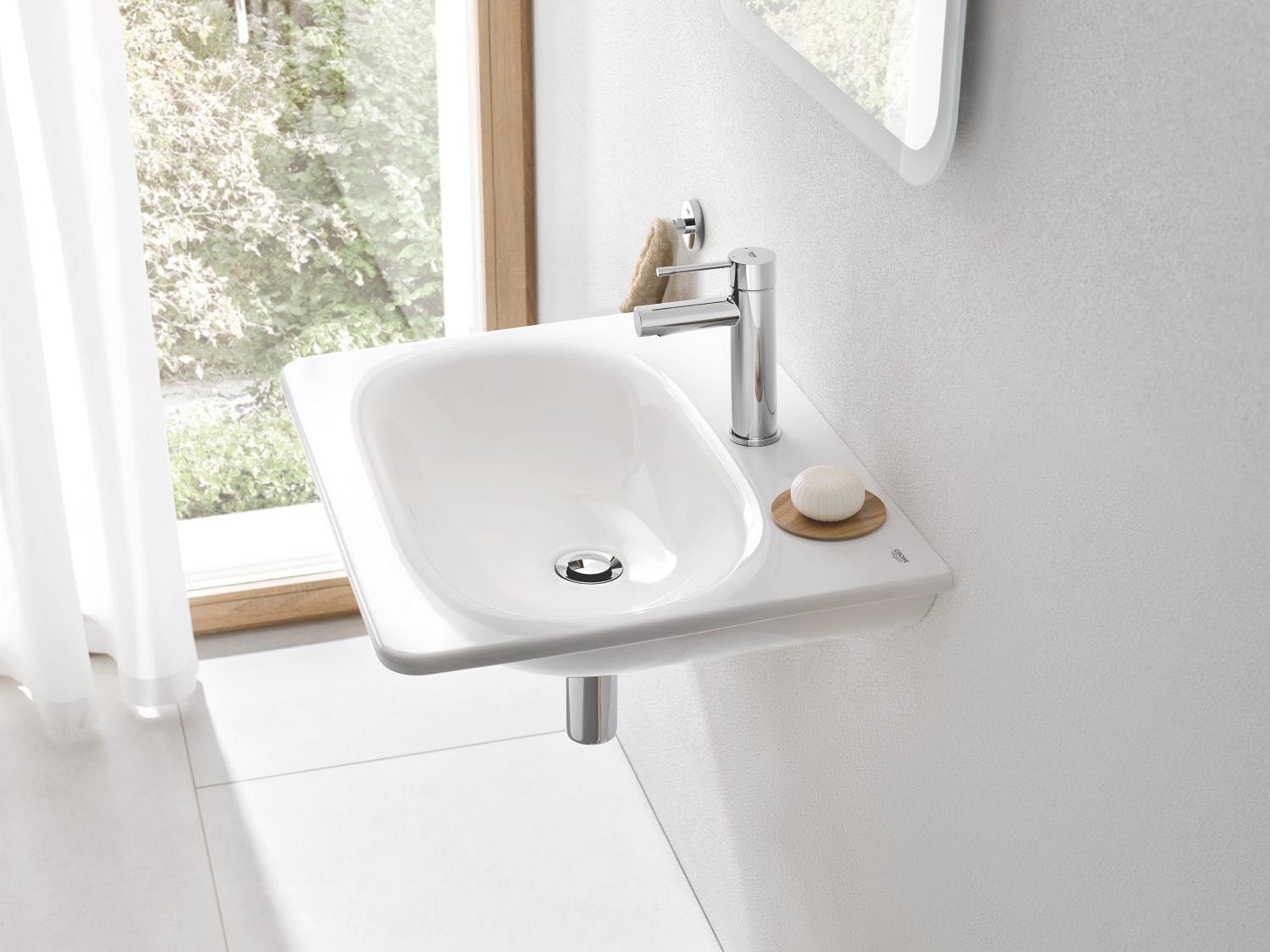 GROHE Essence Rubinetto Miscelatore Monocomando per Lavabo con Piletta Click Clack, Ecojoy, Bocca Fissa, Cromo 34294001