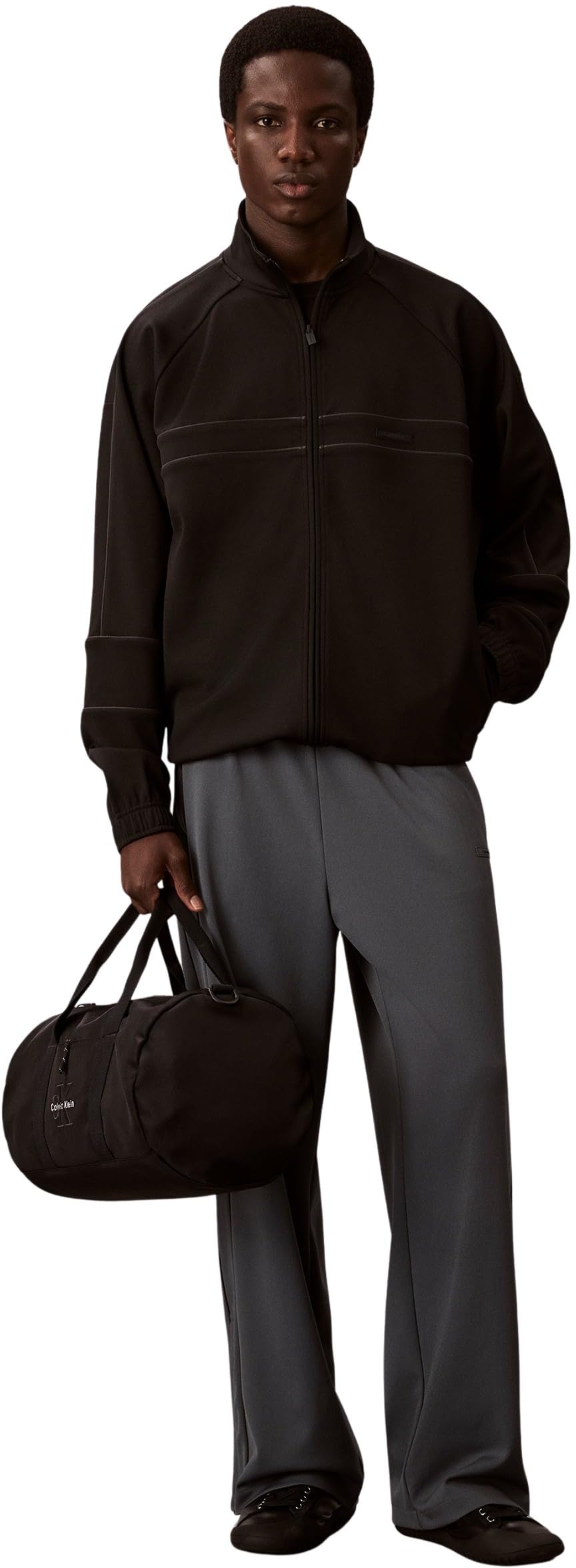Calvin Klein Herren Duffle Bag Tasche Bold Weekender mit Tragegurt, Schwarz (Black), Einheitsgröße