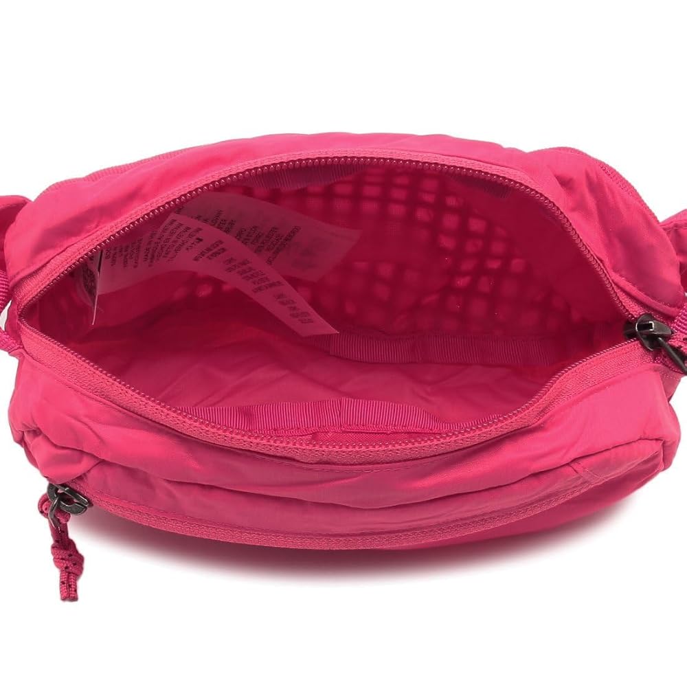 patagonia メッセンジャーバッグ ピンク　パタゴニア patagonia（パタゴニア）の「Patagonia Lightweight Travel