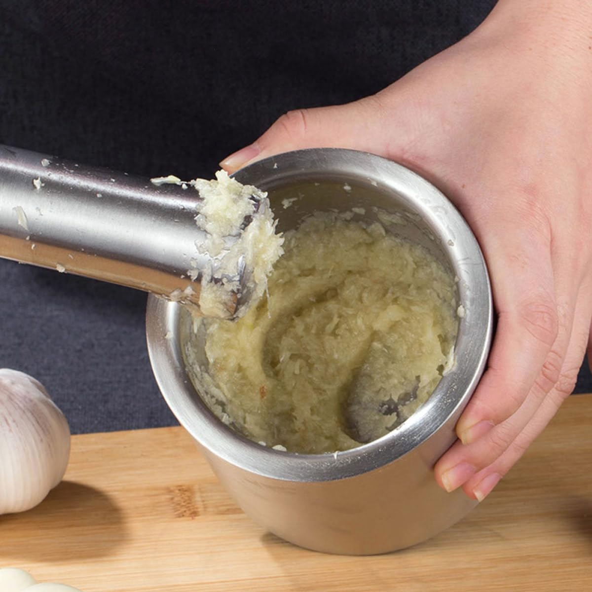 Sewroro Prensa de Ajos de Acero Inoxidable Compacta y Portátil para Uso en Cocina en Casa, Fácil de Almacenar y Adecuada para Triturar Especias y Nueces