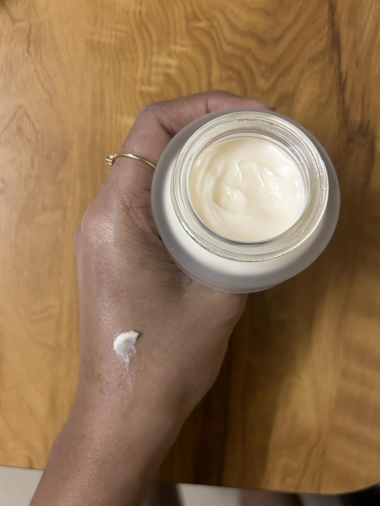 Revolution Beauty London Revolution, Superbase Vitamin Primer, Hydrating Face Primer & Moisturizer, Makeup Primer with Vitamin C & Hyaluronic Acid, Vegan & Cruelty-Free, 0.84 fl oz