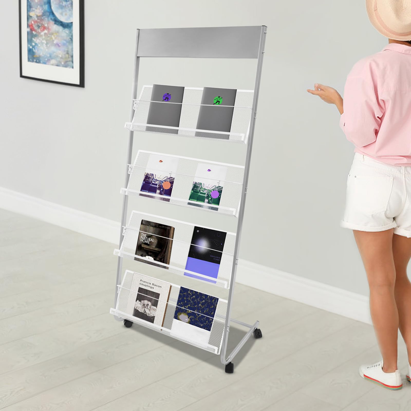 Zeitschriftenständer Zeitungsständer Modern Metall Magazinhalter 4 Ebenen Rollregal Freistehend mit Rädern für Büro Empfangsbereiche Wartezimmer und Studios (Silber)