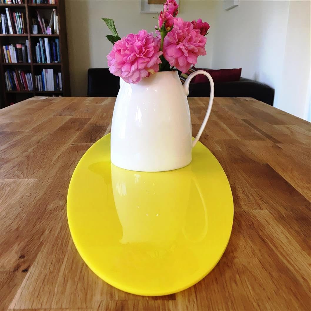 SuperCoolCreations Yellow Gloss Oval Acrylic Table Runner - 3mm Heat Resistant Serving Mat
