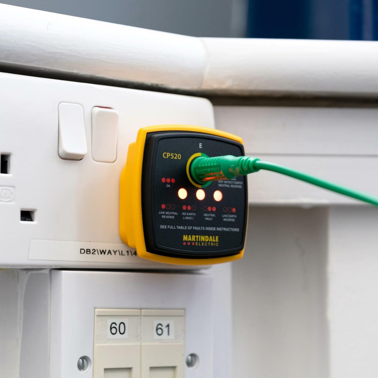 Martindale CP520 Socket Tester with Earth Test Point, Yellow - Image 2