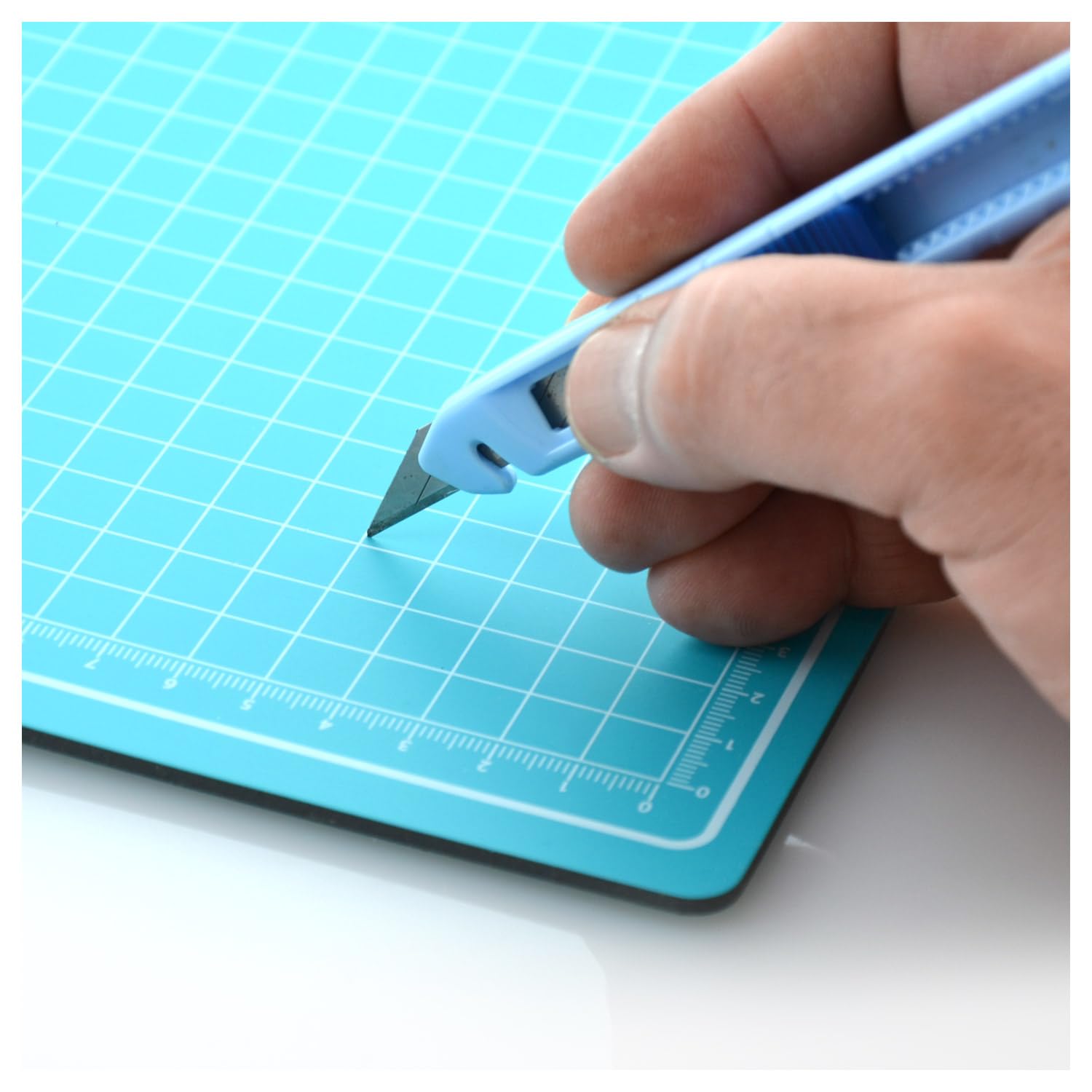 Planche de découpe auto-cicatrisante de grande résistance, quadrillage et règles imprimées, d'une épaisseur de 3 mm, idéale comme protecteur ou base de découpe par Office Box (turquoise, A1)