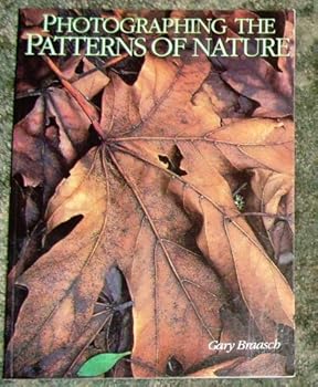 Paperback Photographing the Patterns of Nature Book
