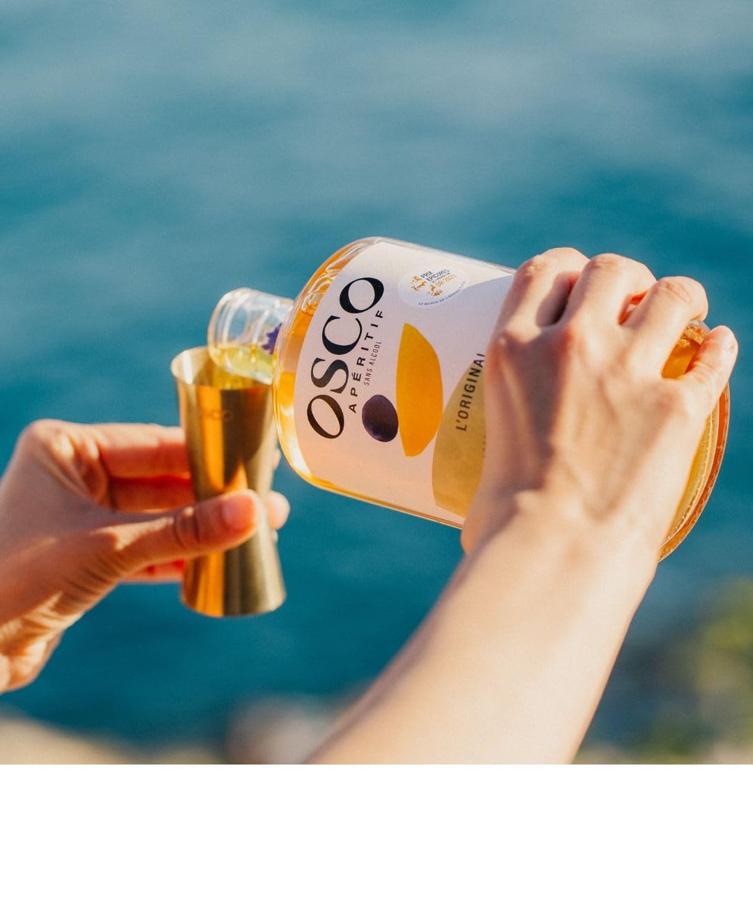 OSCO L'Original apéritif sans alcool 0.0% bio 700 ml - Spiritueux sans alcool amer, aromatique, frais - Apéritf vegan, sans gluten, plusieurs fois primé et à faible teneur en sucre