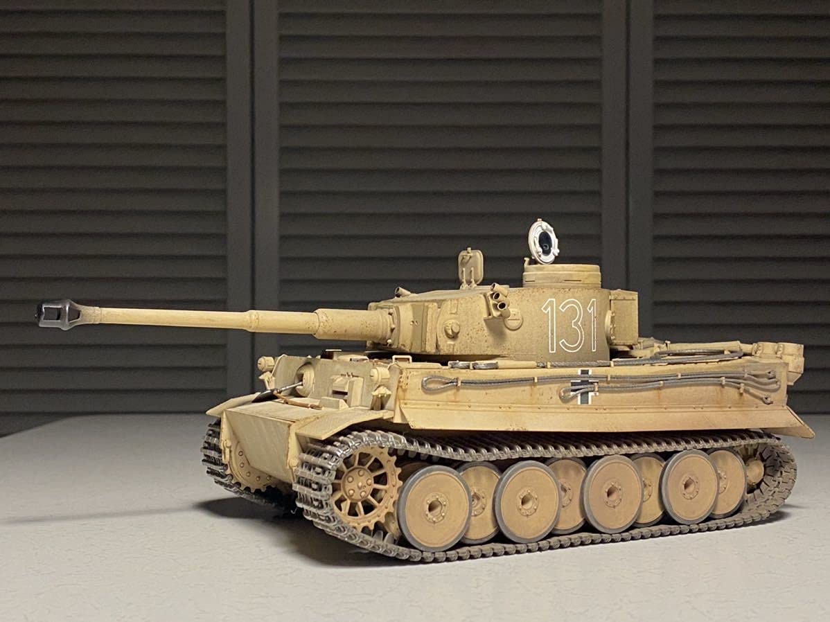 ドイツ・タイガー重戦車 初期ティーガー1/35 完成品